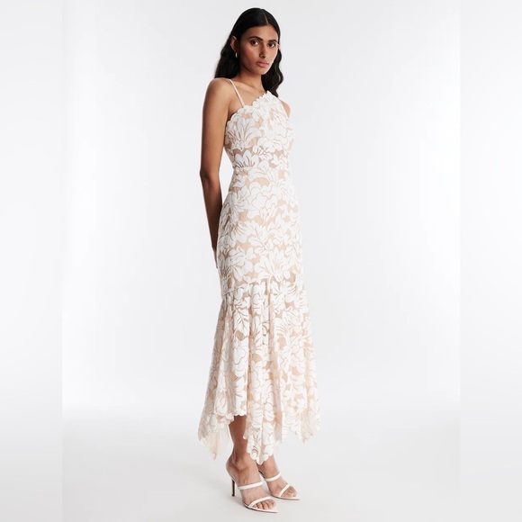 NWT BCBGMaxazria Alabama One Shoulder Lace Gown - Picture 1 of 8